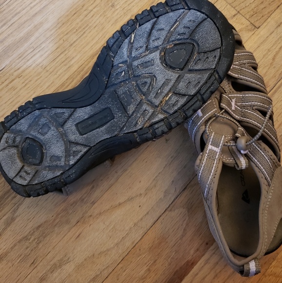 Ozark Trail Shoes | Ozark Trail Sandals | Poshmark
